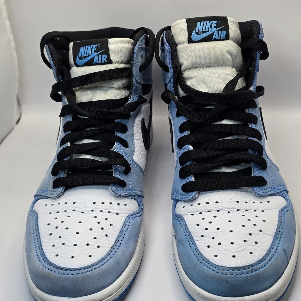 Stylish Blue and White High-Top Sneakers - Picture 2 of 8
